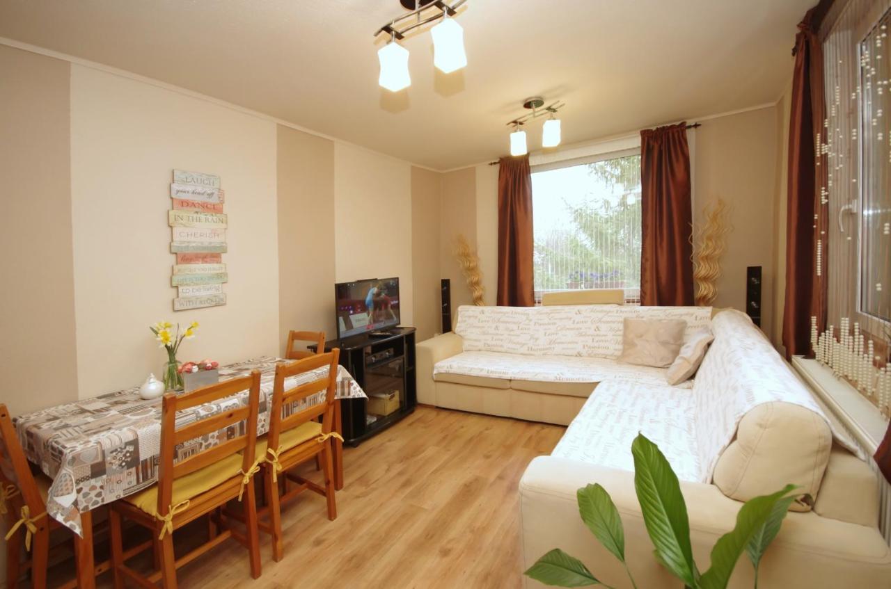 Bodza Apartman Gyula Eksteriør billede