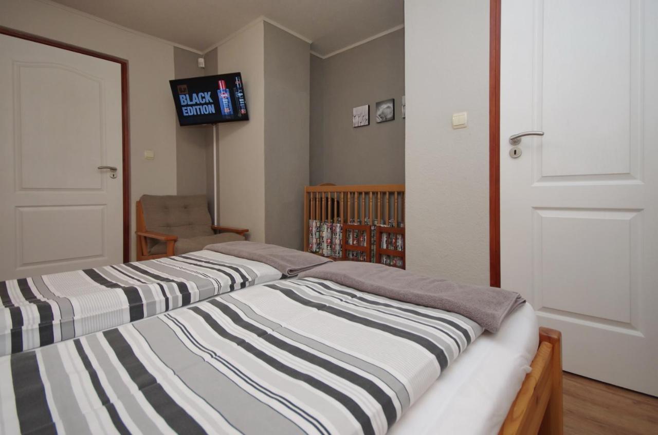 Bodza Apartman Gyula Eksteriør billede